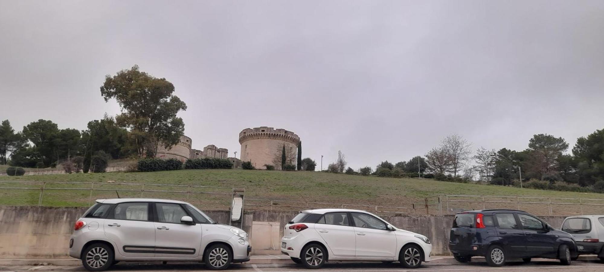 Sotto Il Castello Apartment Matera Bagian luar foto